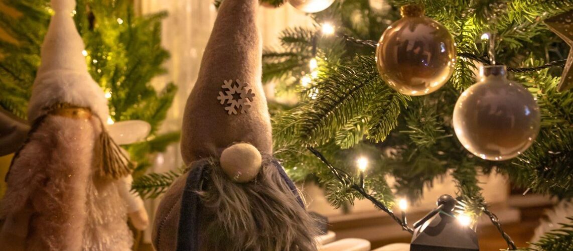 Find the Best Artificial Christmas Trees for 2025